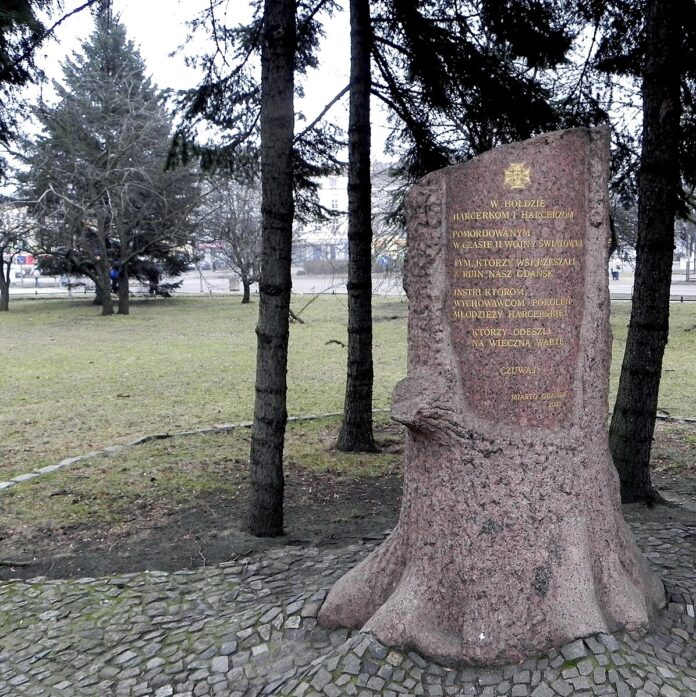 Gdańsk._Pomnik_harcerzy