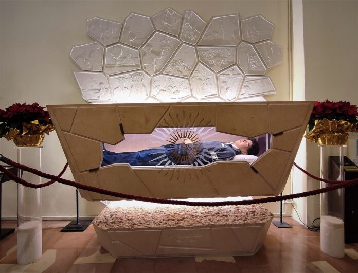 Carlo_Acutis_-_hrob_a_kenotaf