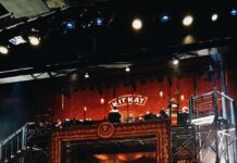 TEATR W EDUKACJI I NOWEJ SZKOLE: ZMIANA PRIORYTETÓW EDUKACYJNYCH / Maria A. Spyropoulou